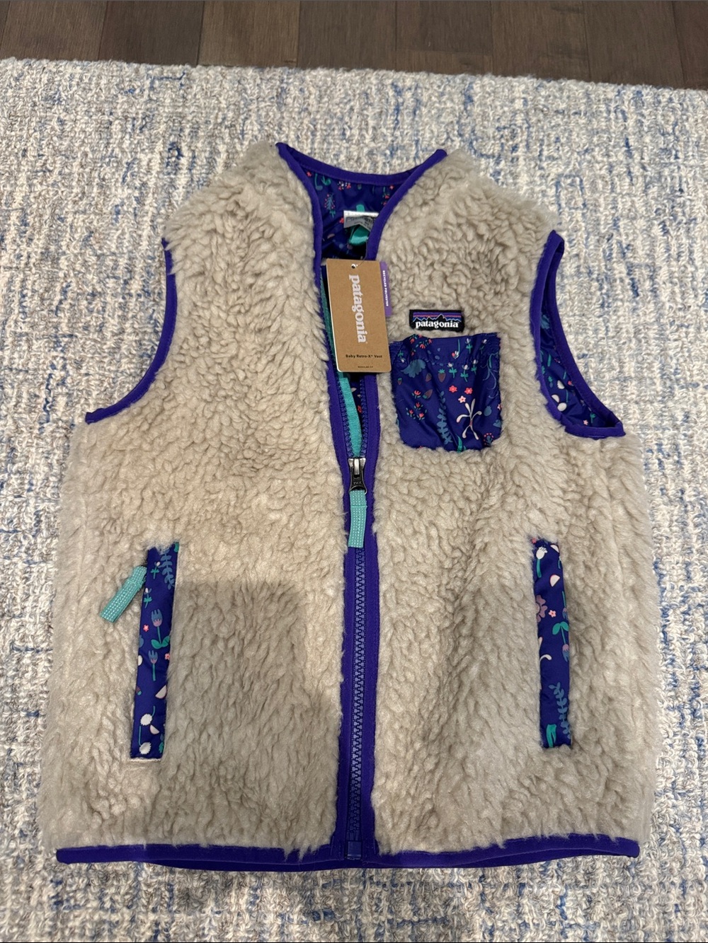 Patagonia baby retro-x vest size 5T NWT